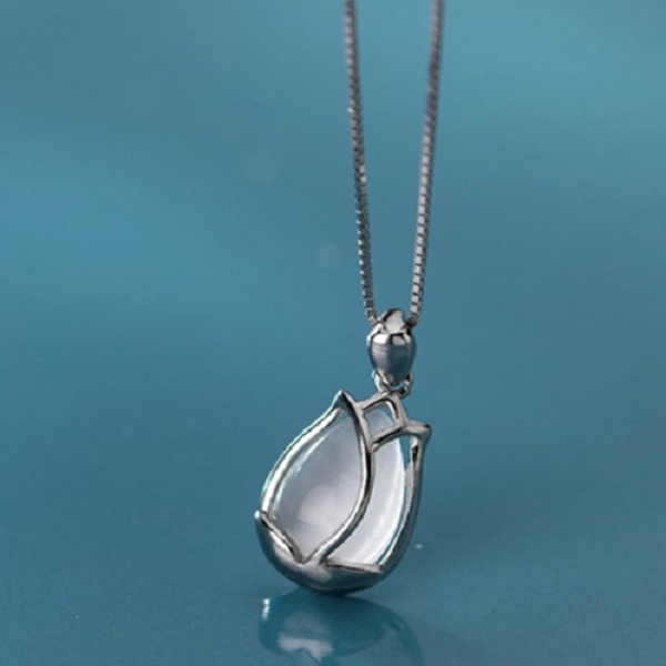 Flower Necklace
