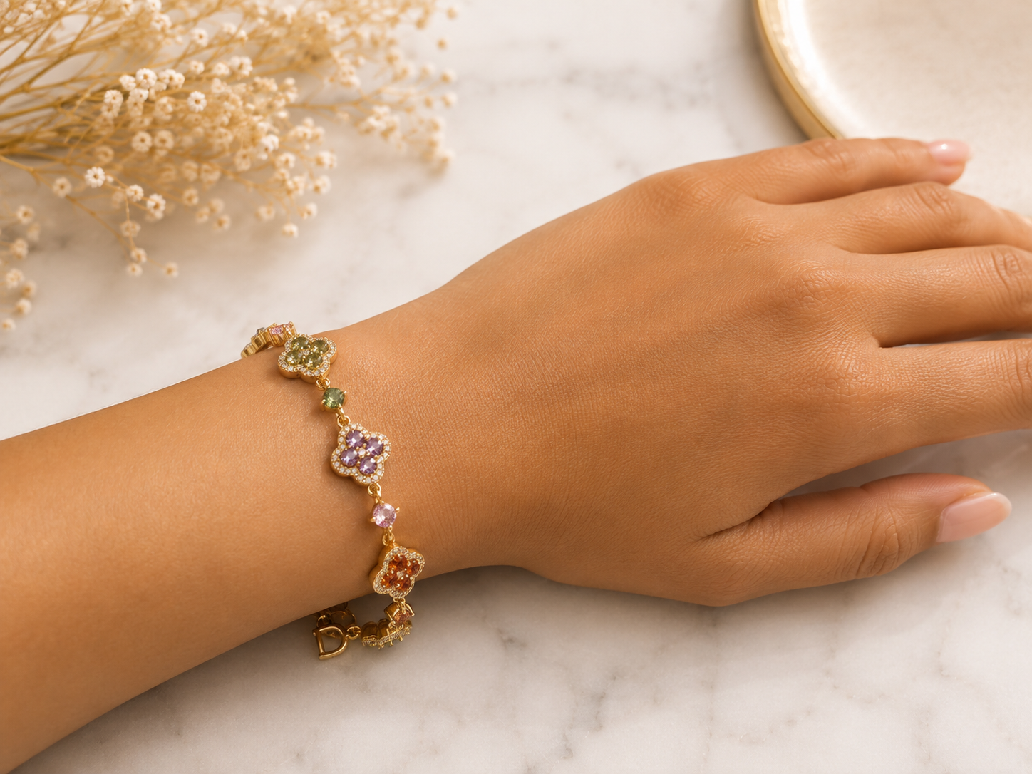 Luxe Clover Pavé Bracelet – Sunset Bloom