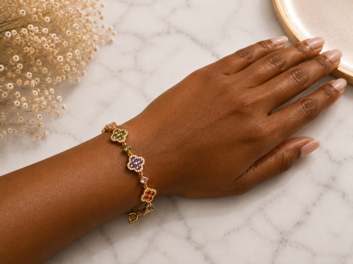 Luxe Clover Pavé Bracelet – Sunset Bloom