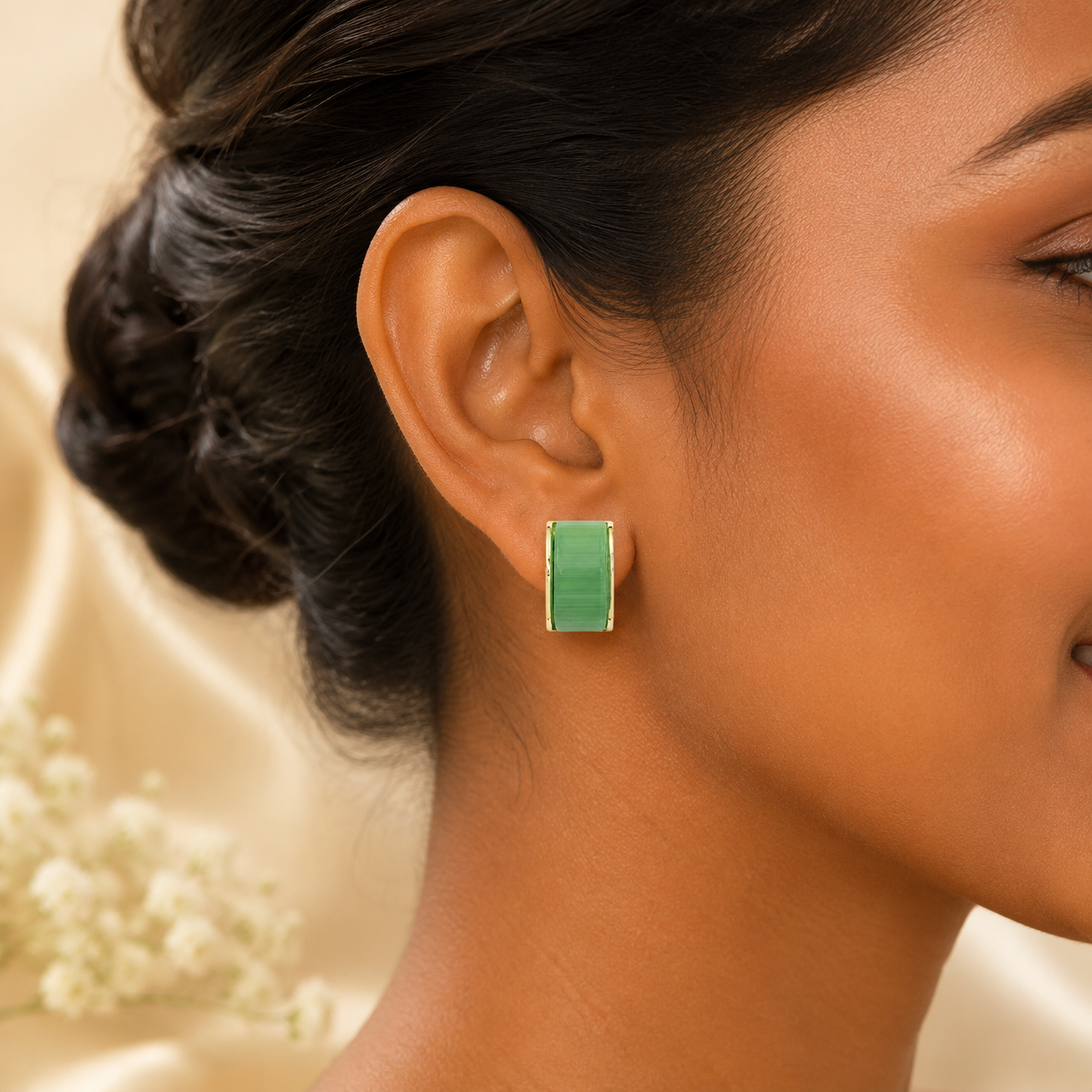 Verdant Glow Cat’s Eye Stud Earrings